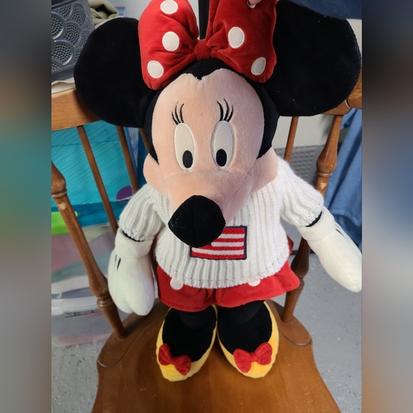 AMERICA Minnie Mouse - Picture 2 of 4